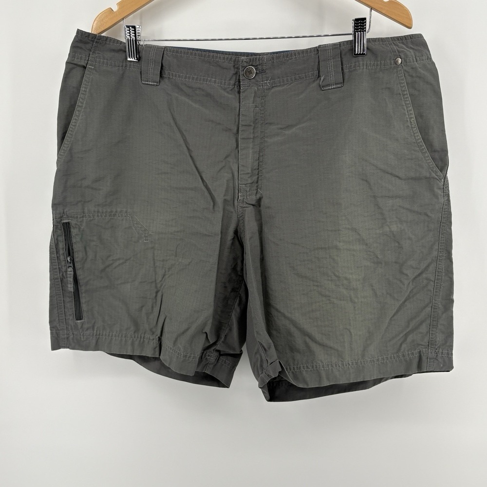Columbia Shorts Mens 40W 9L‎ Khaki Green Lightweight Ripstop Cargo
